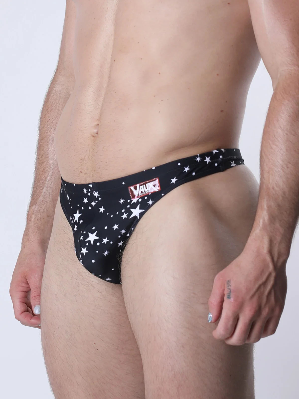 VAUX PULSE SWIM THONG BLACK STAR - Fullkit.com