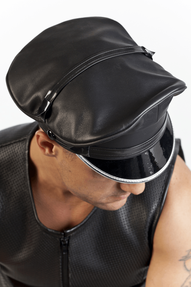 LEATHER MASTER CAP, SILVER TRIM - FullKit.com