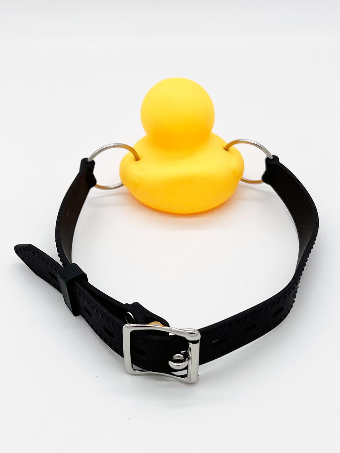 LOCKING SILICONE RUBBBER DUCKY GAG - FullKit.com